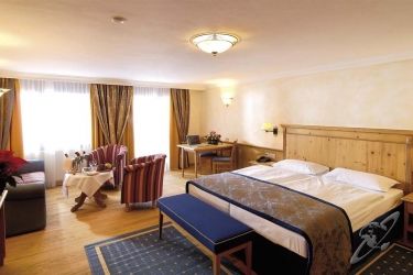 The Glacier - Ex Eurotel Victoria -