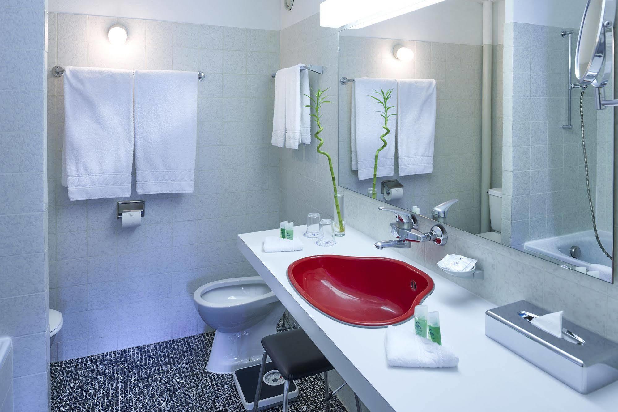 Hotel The Glacier - Ex Eurotel Victoria -